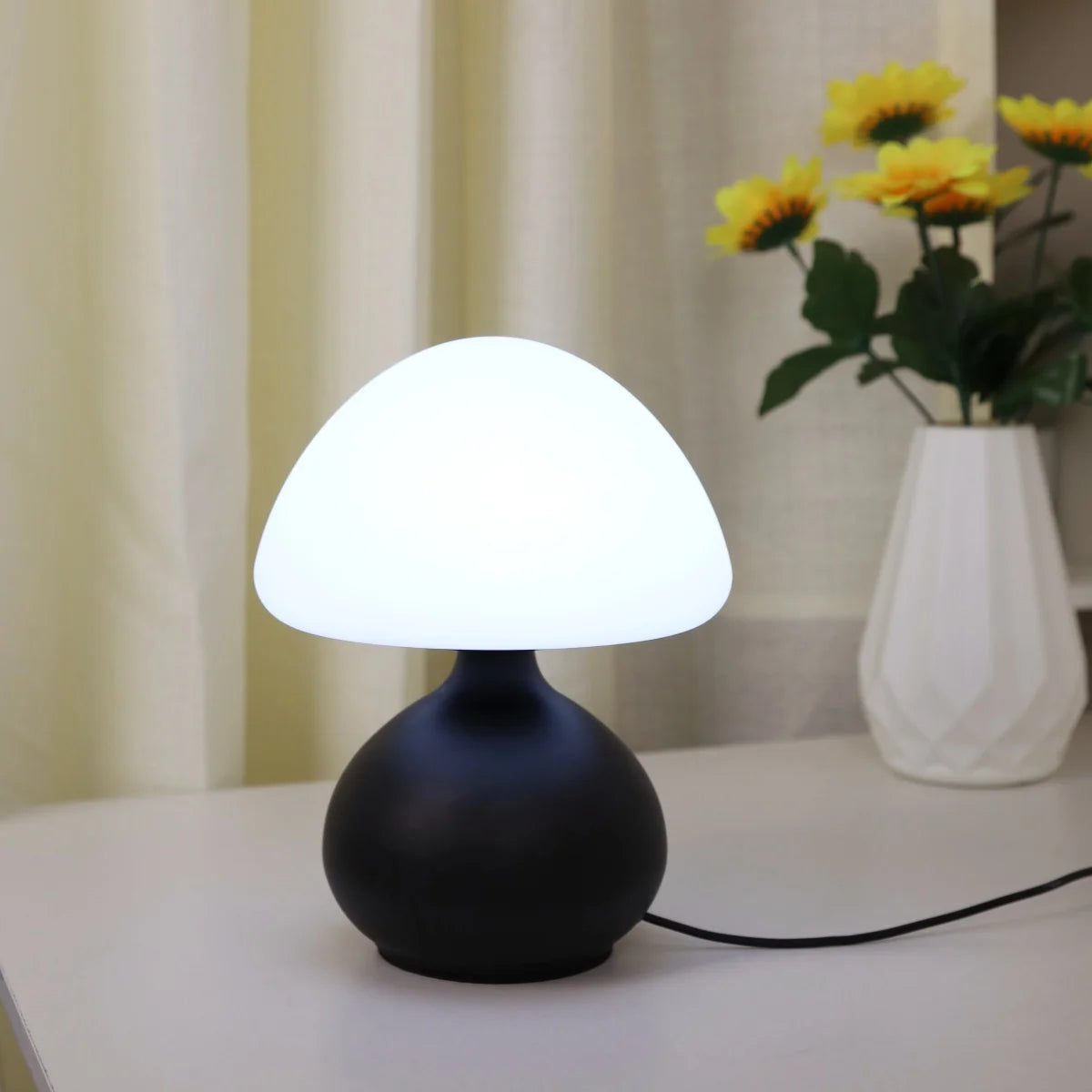 Modern Mushroom Table Lamp With 3-Color Dimming