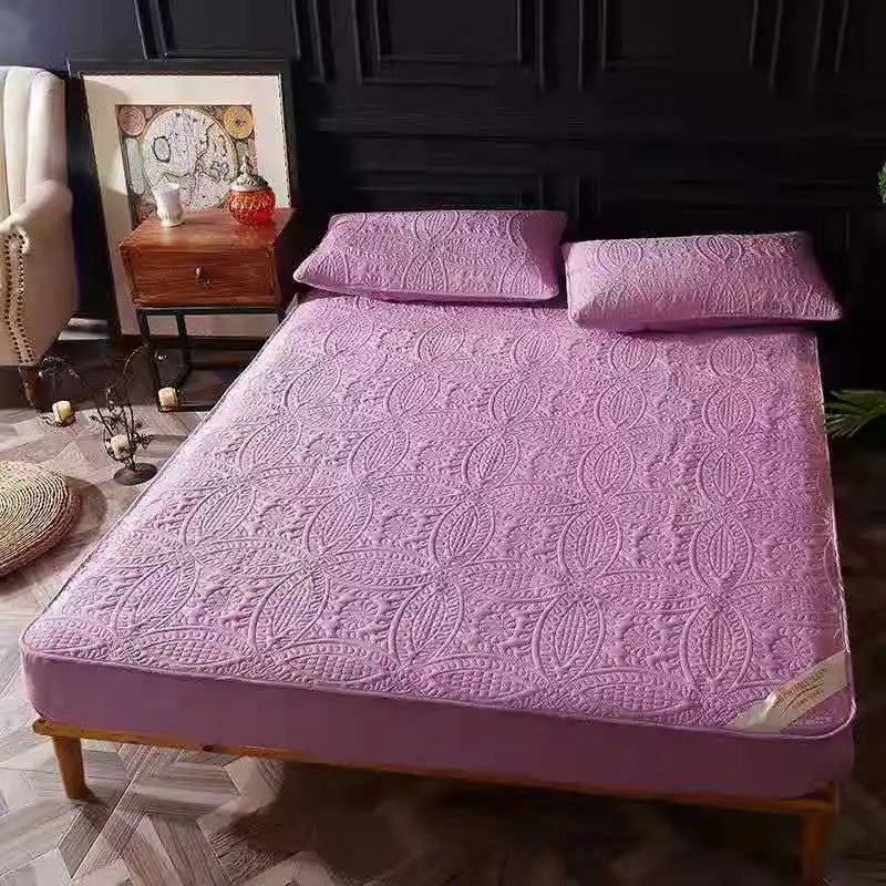 Super Waterproof Quilted Mattress Cover Air-Permeable Bed Protector Pad Cover Queen Mattress Topper Not Including Pillowcase